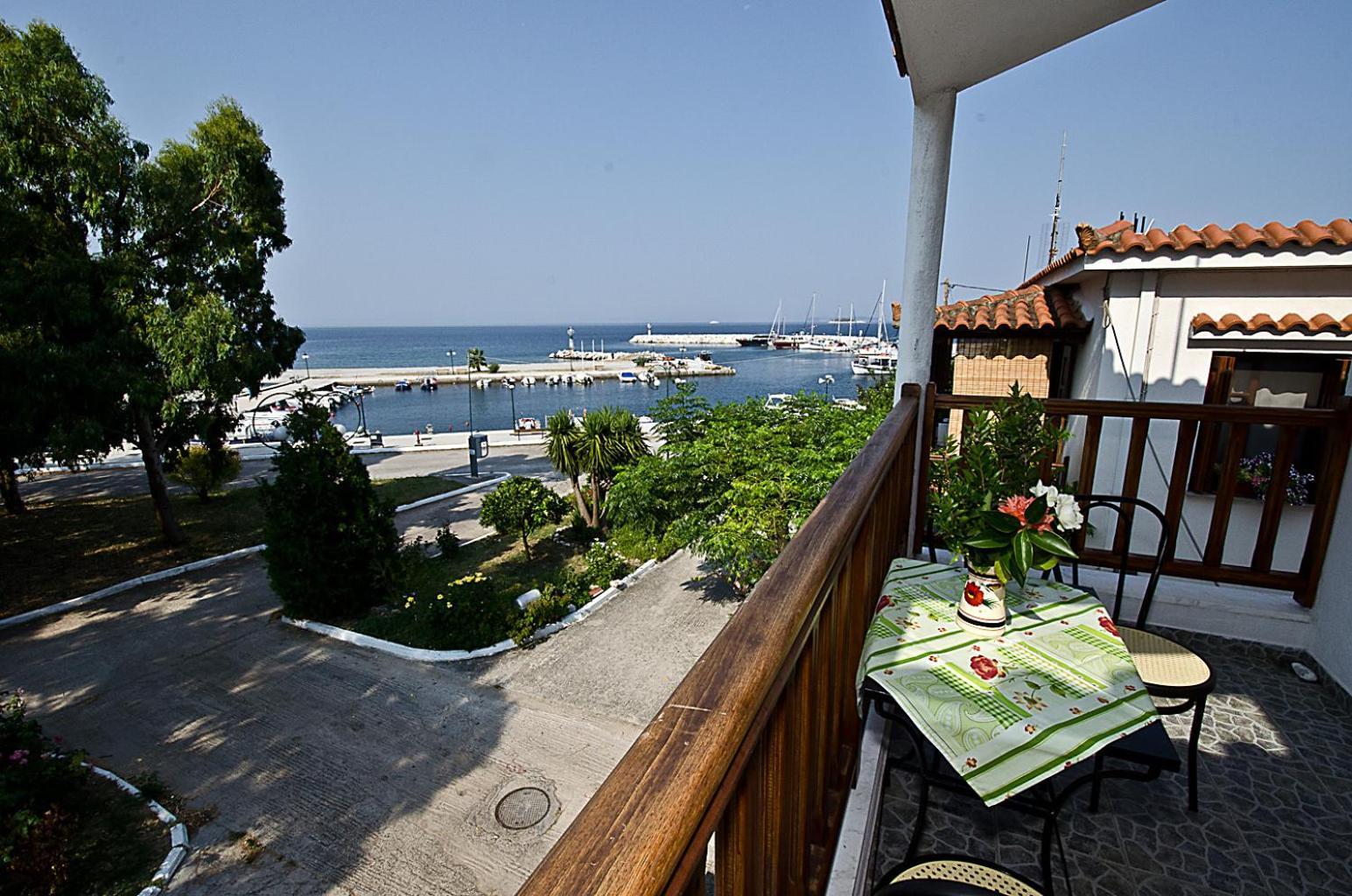 Апартаменты Mira Mare Нео-Клима Номер фото